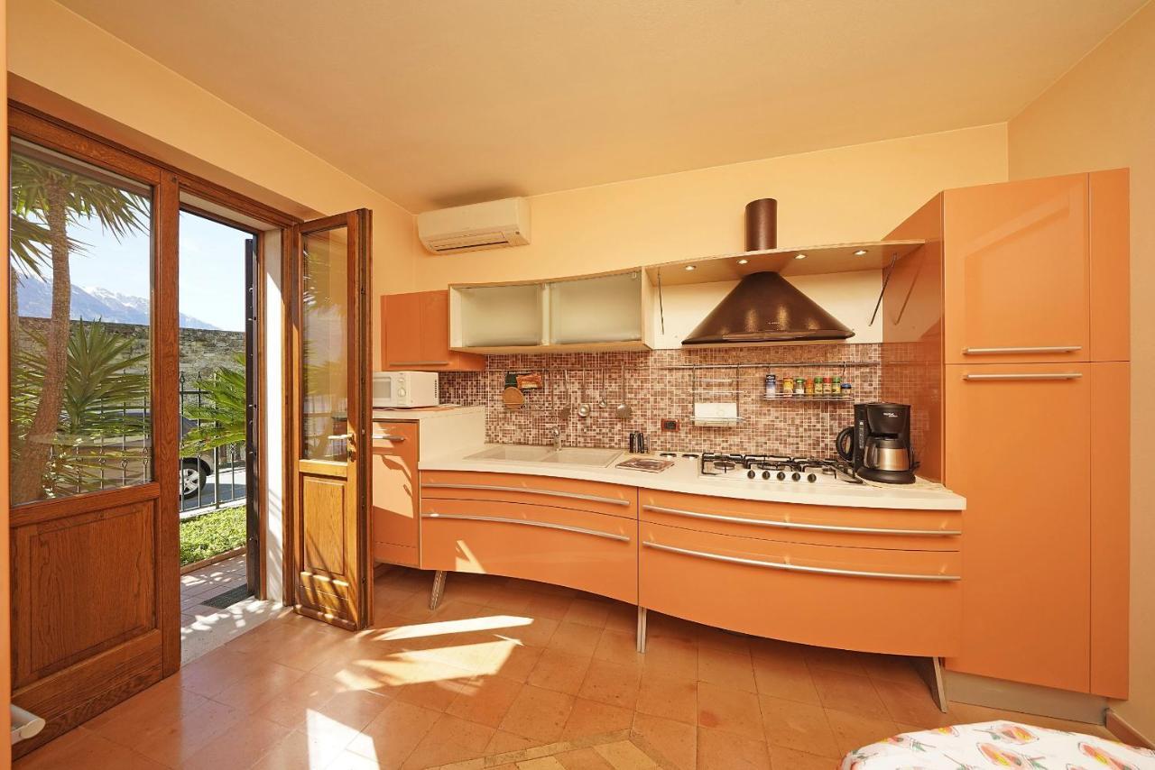 Villa Fior Di Loto Limone sul Garda Extérieur photo