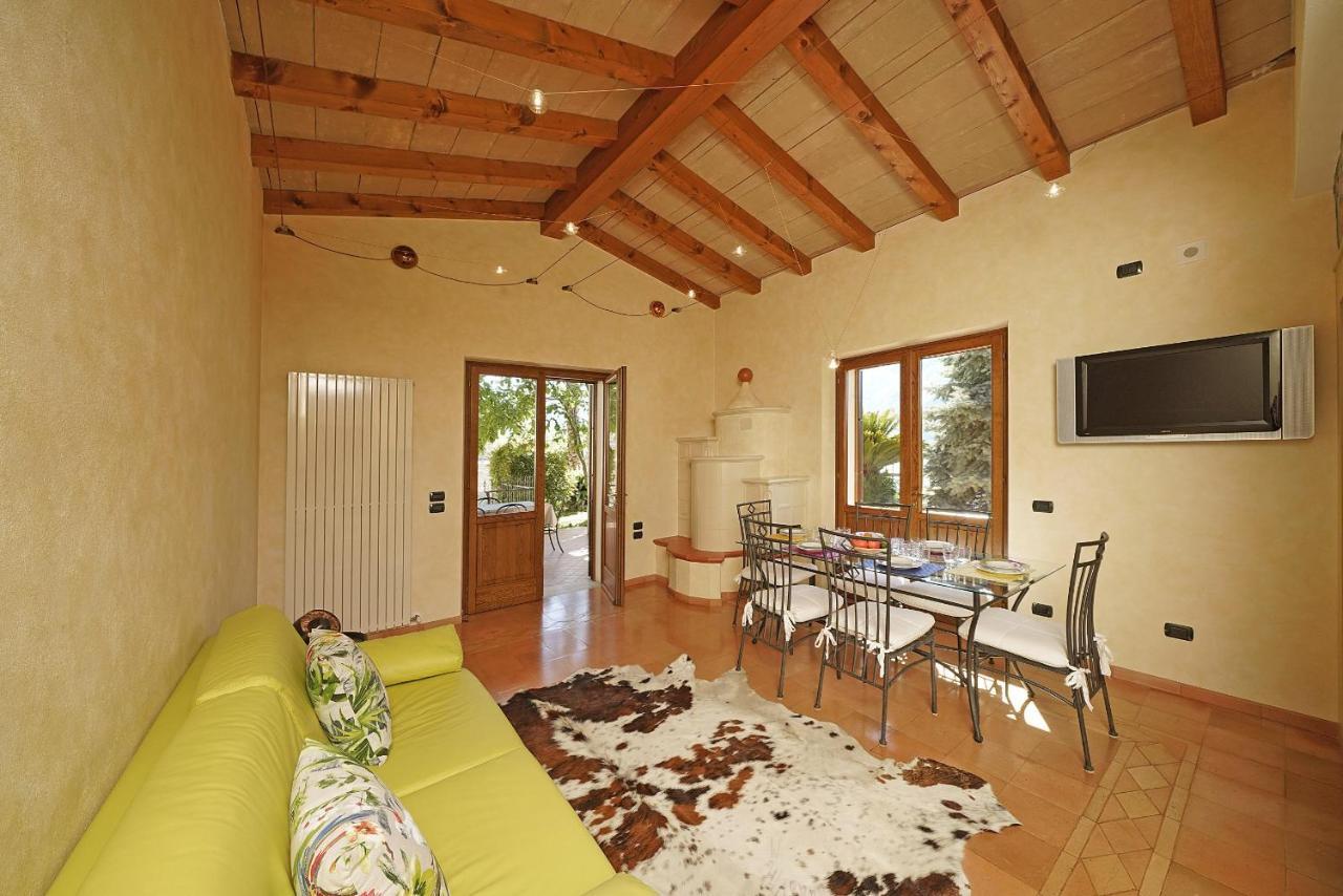 Villa Fior Di Loto Limone sul Garda Extérieur photo
