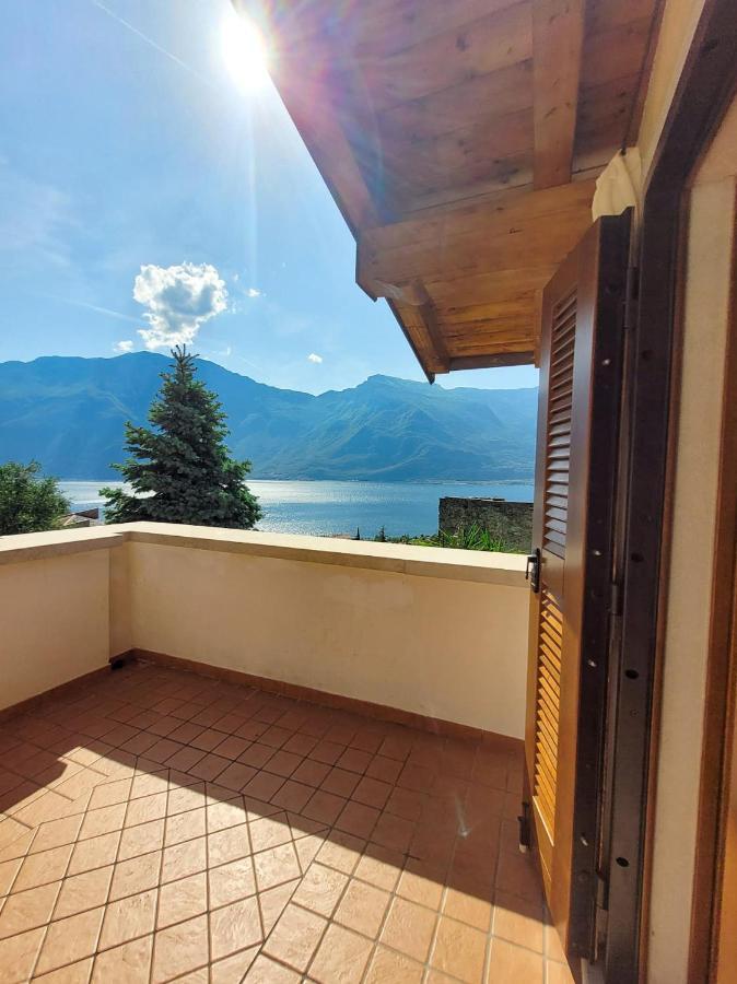 Villa Fior Di Loto Limone sul Garda Extérieur photo