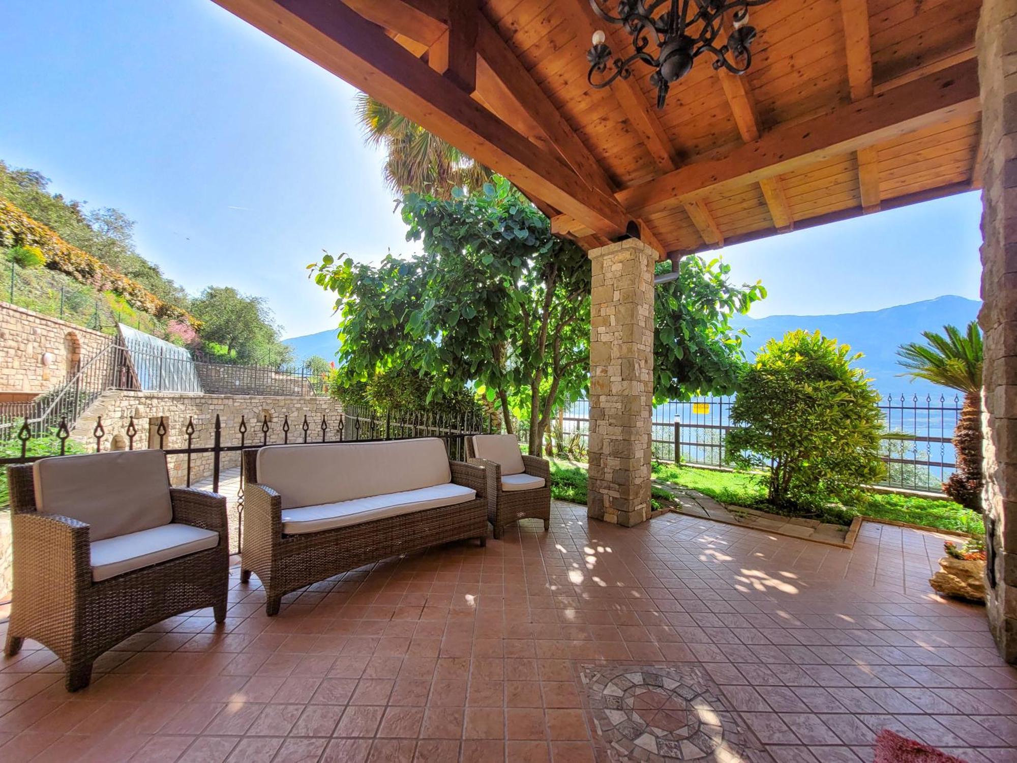 Villa Fior Di Loto Limone sul Garda Extérieur photo